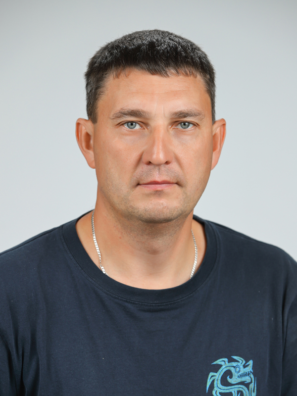 Тихомиров Сергей Викторович.